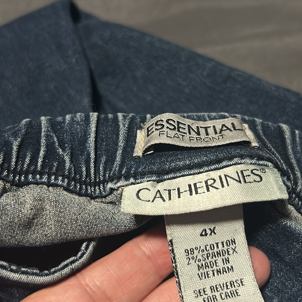 Jeans - Picture 4 of 5